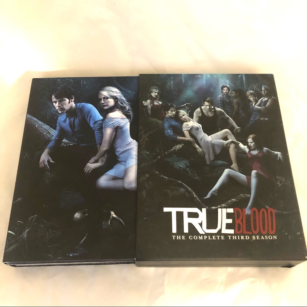 True Blood 3 seasons DVDs - Picture 6 of 6